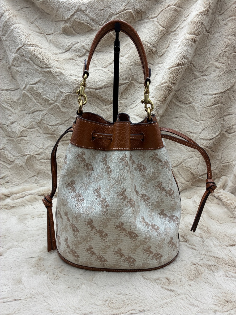 Coach Handbag Field Bucket C8465 Horse & Carriage Leather Cream Brown Shoulde...
